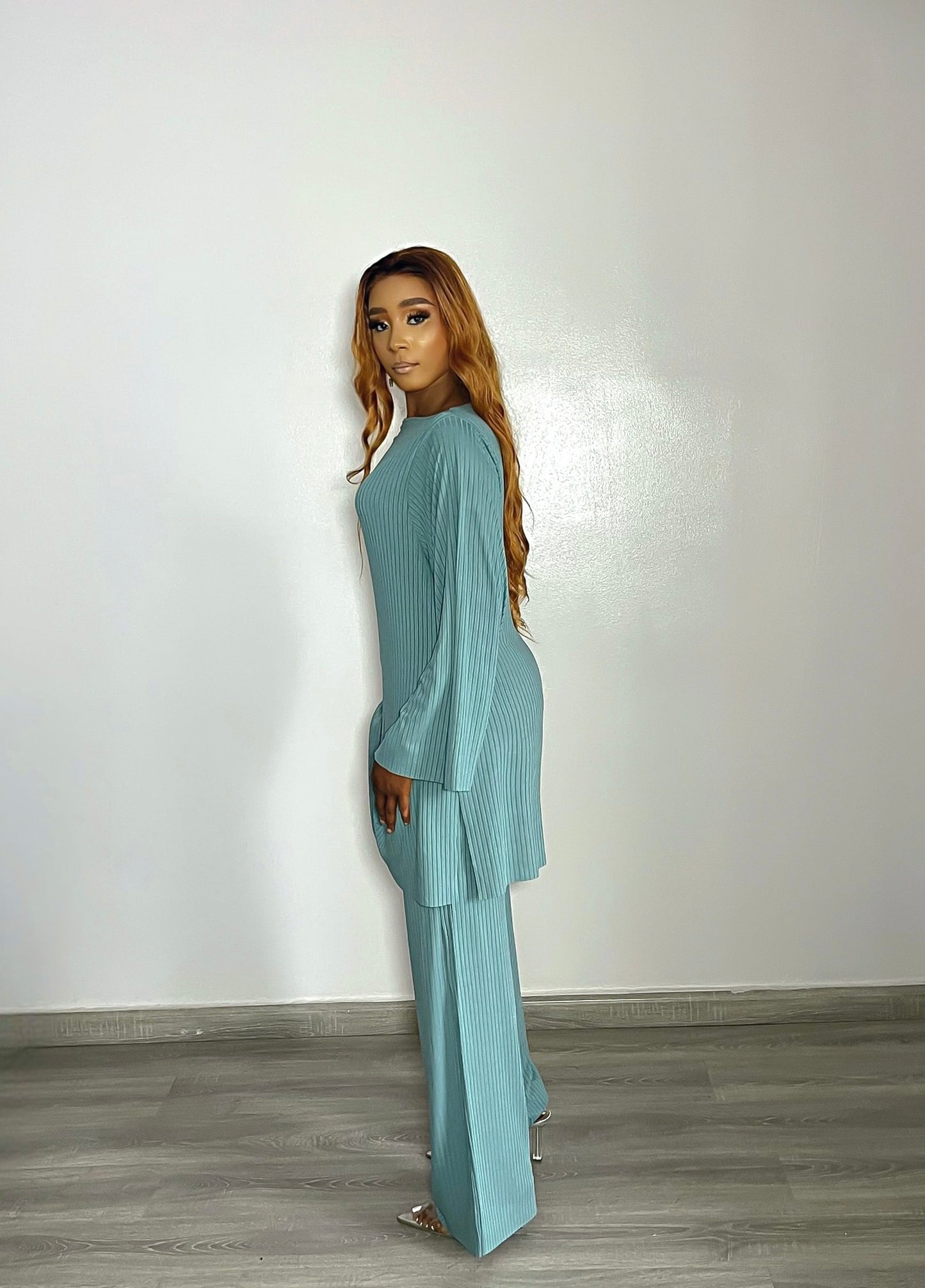 CURBAN - Ensemble ample à col bateau et plis façades | Vert