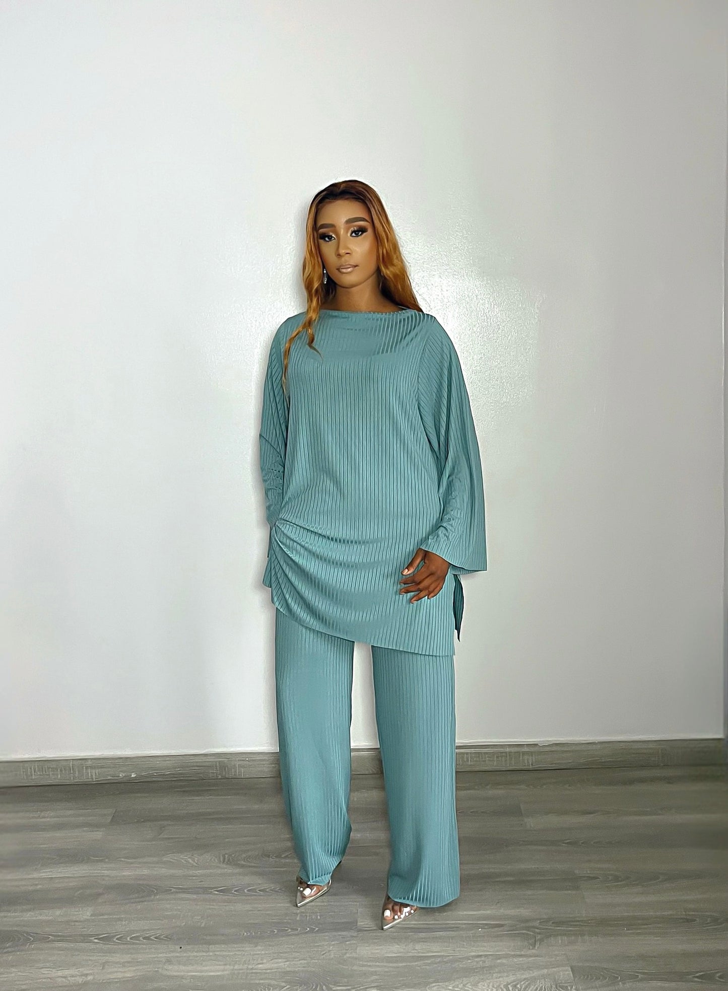 CURBAN - Ensemble ample à col bateau et plis façades | Vert