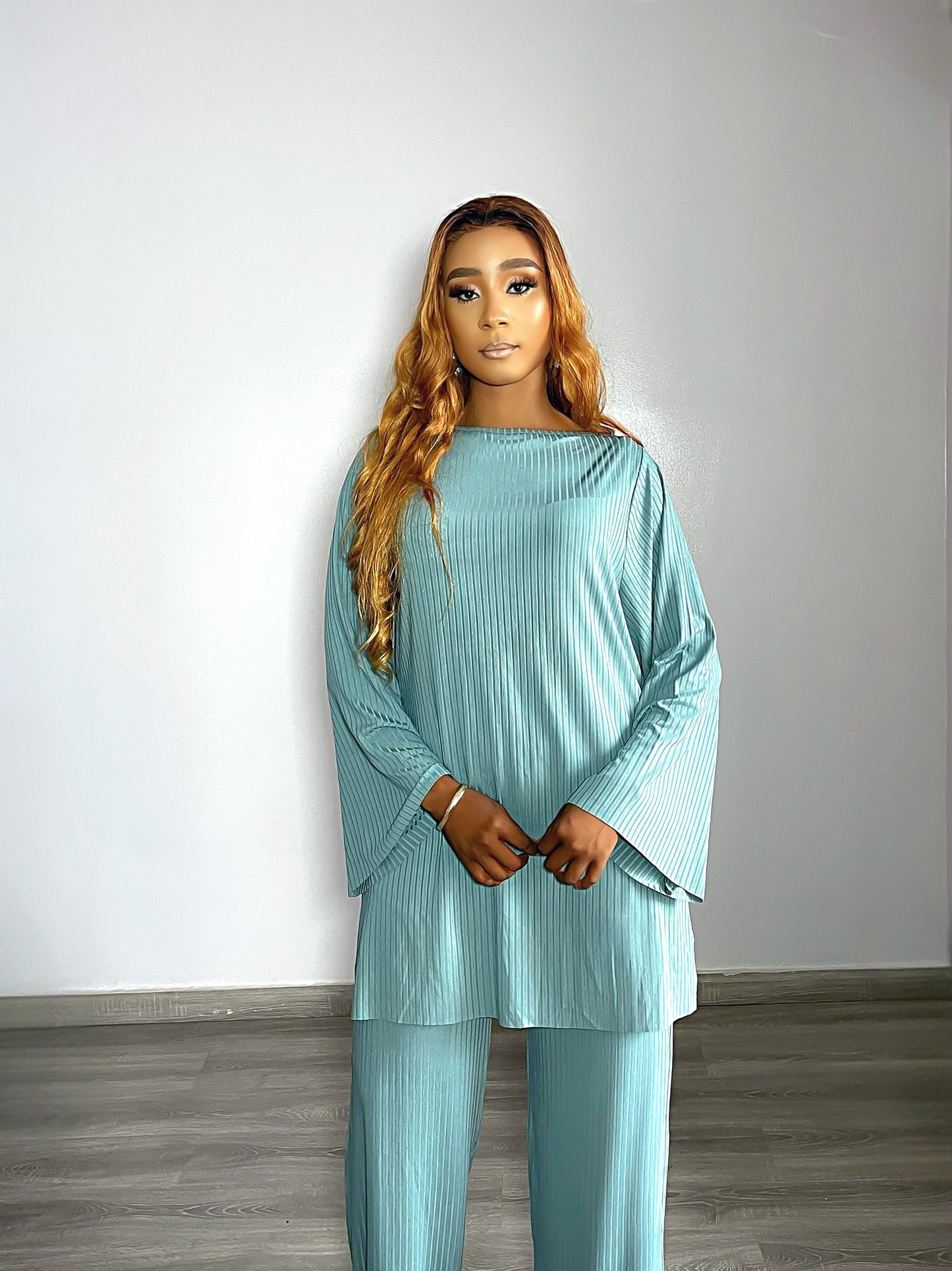 CURBAN - Ensemble ample à col bateau et plis façades | Vert